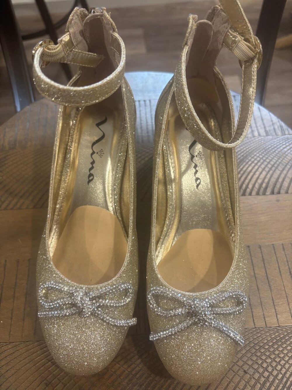 Nina Gold Glitter Rhinestone Bow Ankle Strap Block Heels | Size 5M / EUR 36.5